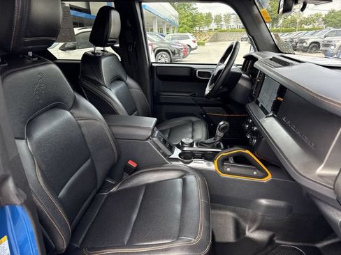 Used 2024 Ford Bronco Badlands AWD/4WD image 28
