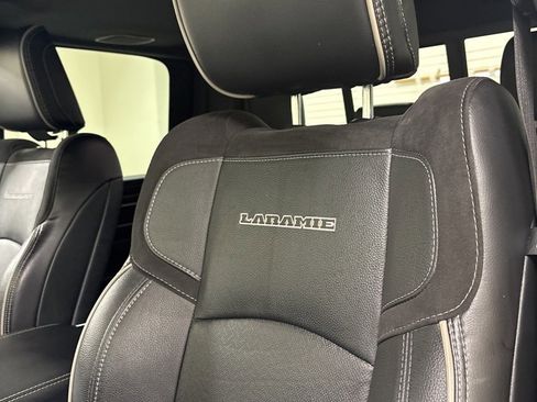 Used 2024 RAM 2500 Laramie w/ Night Edition image 17