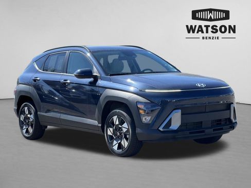 Used 2025 Hyundai Kona SEL AWD/4WD image 1