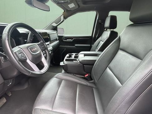 Used 2025 GMC Sierra 1500 SLT RWD image 12