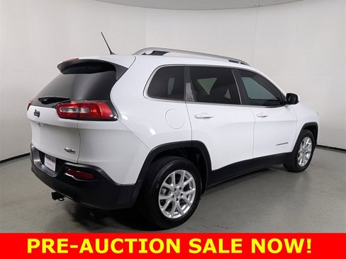 Used 2018 Jeep Cherokee Latitude image 7