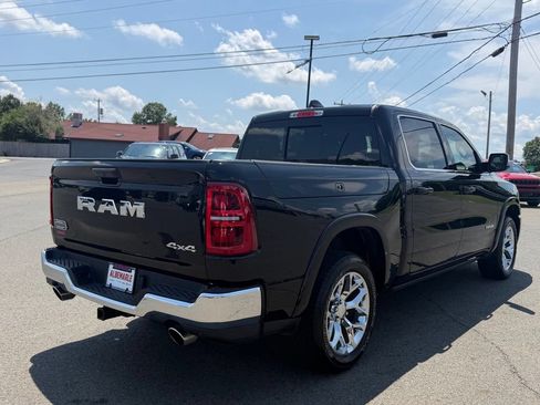 Used 2025 RAM 1500 Limited AWD/4WD image 3