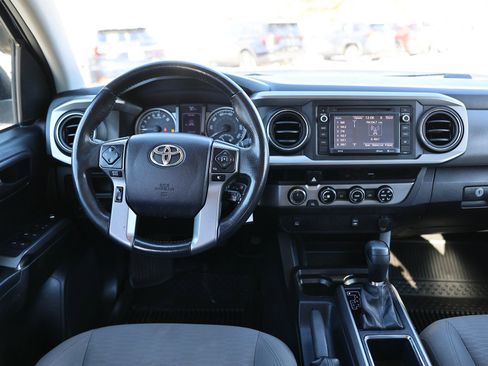 Used 2017 Toyota Tacoma SR5 w/ Tow Package image 17