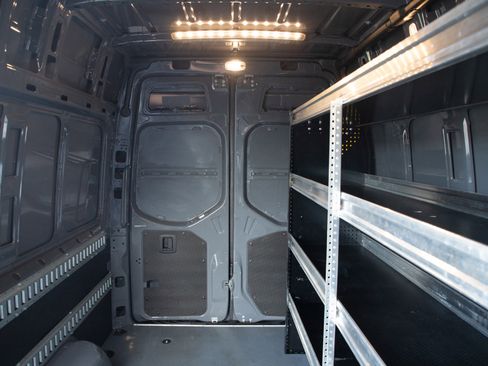 Used 2023 Mercedes-Benz Sprinter 2500 image 14
