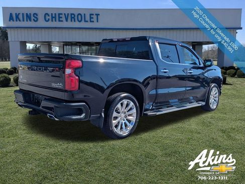 Used 2020 Chevrolet Silverado 1500 High Country w/ Technology Package AWD/4WD image 4