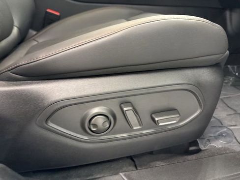 New 2026 Jeep Cherokee Overland AWD/4WD image 26