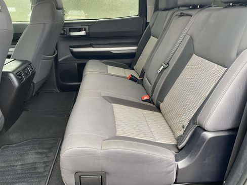 Used 2016 Toyota Tundra SR5 w/ SR5 Upgrade Package image 12