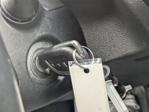 Used 2023 Toyota Camry SE image 32