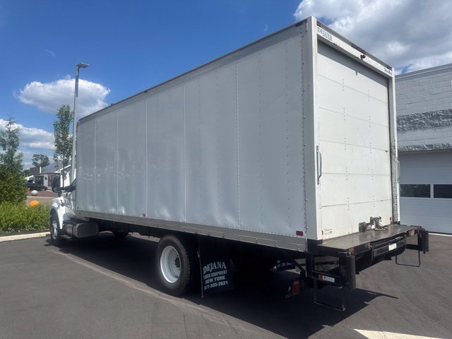 Certified 2021 Ford F650 2WD Regular Cab Super Duty image 3