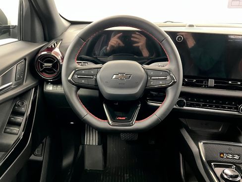 New 2026 Chevrolet Equinox RS w/ Convenience Package III image 13