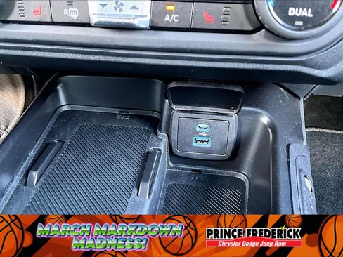 Used 2025 Ford Bronco Big Bend image 27