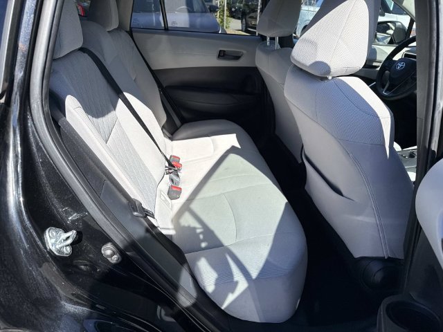 Used 2022 Toyota Corolla Cross LE AWD/4WD image 11