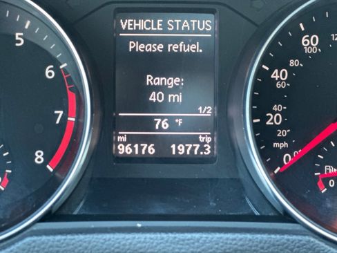 Used 2017 Volkswagen Passat 1.8T SE w/ SE Lighting Package image 20