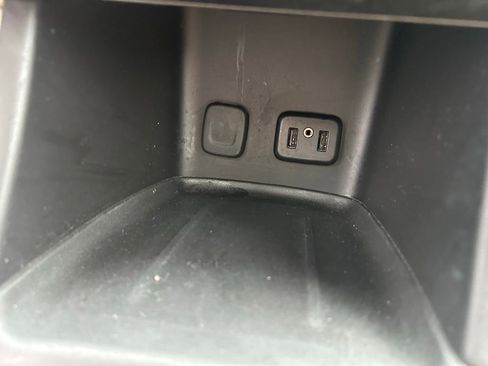 Used 2019 GMC Acadia Denali w/ Technology Package AWD/4WD image 30