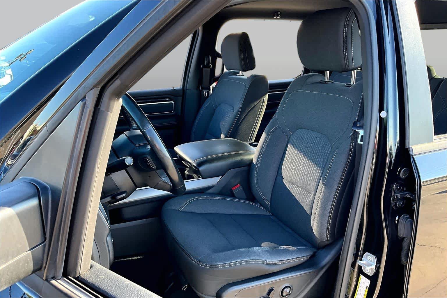 Used 2019 RAM 1500 Big Horn RWD image 8