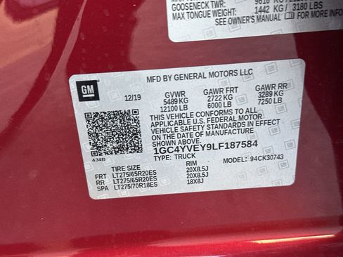 Used 2020 Chevrolet Silverado 3500 High Country image 35