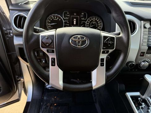 Used 2020 Toyota Tundra SR5 w/ SR5 Upgrade Package AWD/4WD image 19