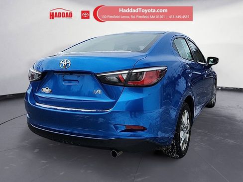 Used 2017 Toyota Yaris iA image 5