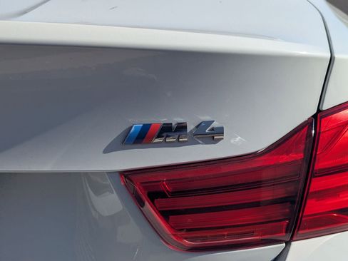 Used 2018 BMW M4 Coupe RWD image 7