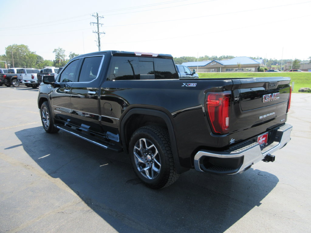Certified 2022 GMC Sierra 1500 SLT w/ SLT Premium Package AWD/4WD image 10