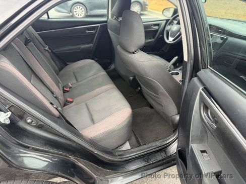 Used 2018 Toyota Corolla LE image 9