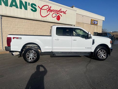 Used 2021 Ford F250 Lariat w/ Lariat Ultimate Package image 9