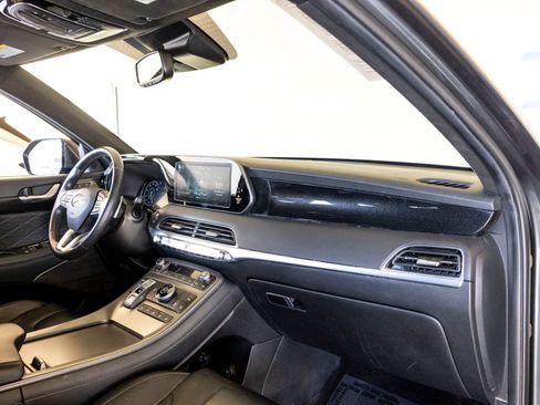 Used 2020 Hyundai Palisade Limited FWD image 30