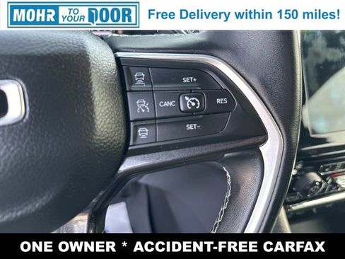 Used 2022 Jeep Grand Cherokee L Laredo image 17