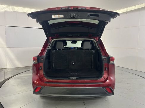 Used 2021 Toyota Highlander Limited AWD/4WD image 13