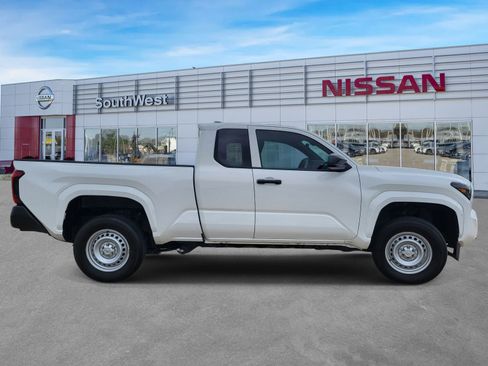 Used 2025 Toyota Tacoma SR RWD image 4