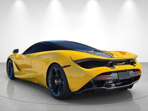 Used 2019 McLaren 720S RWD image 3