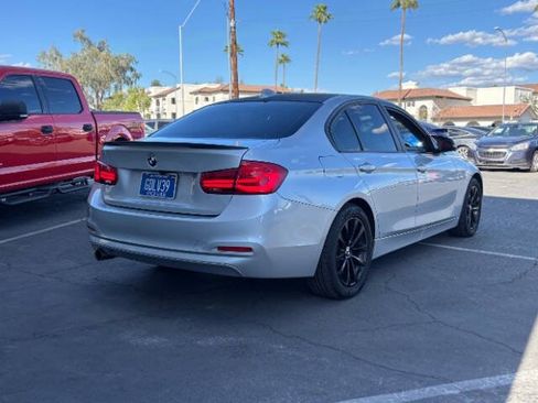 Used 2016 BMW 320i Sedan RWD image 3