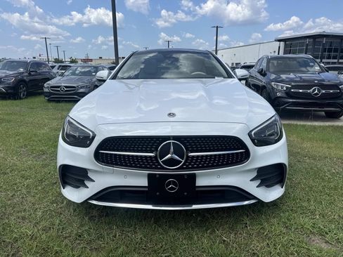 Used 2023 Mercedes-Benz E 450 Coupe image 2