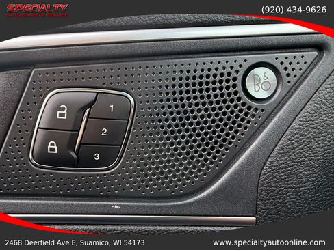 Used 2019 Ford Edge Titanium w/ Equipment Group 301A image 39