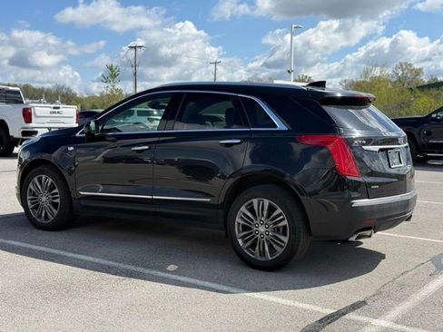Used 2019 Cadillac XT5 Premium Luxury w/ Driver Assist Package AWD/4WD image 2