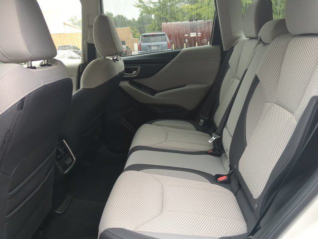 Used 2020 Subaru Forester Premium AWD/4WD image 13
