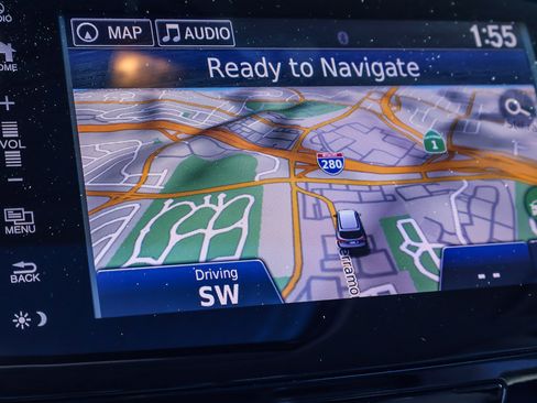 Used 2018 Honda Pilot Touring image 6