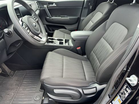Used 2022 Kia Sportage LX AWD/4WD image 10