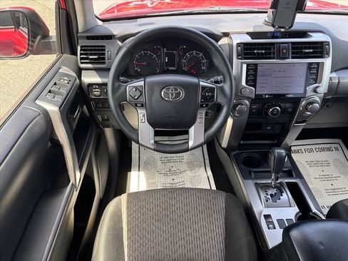 Used 2021 Toyota 4Runner SR5 AWD/4WD image 3