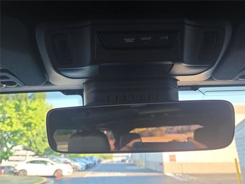 Used 2024 Jeep Wrangler Sahara w/ Technology Group image 22