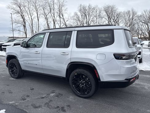 New 2026 Jeep Grand Wagoneer Limited AWD/4WD image 4