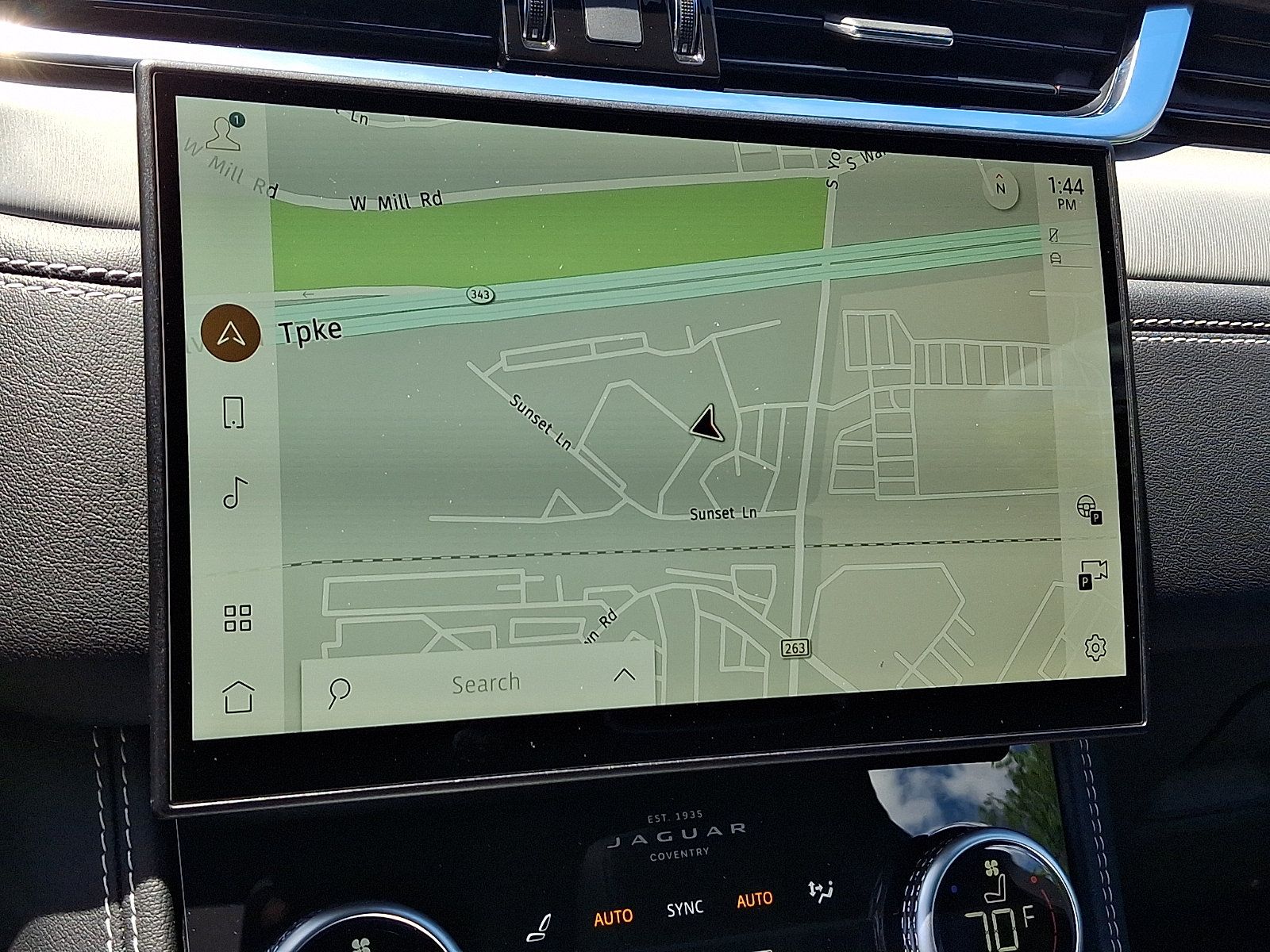 Used 2026 Jaguar F-PACE R-Dynamic S AWD/4WD image 16