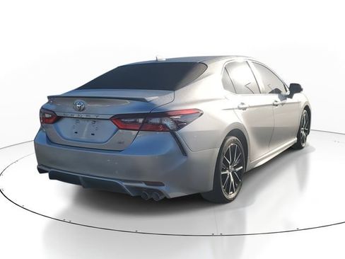 Used 2023 Toyota Camry SE w/ Cold Weather Package image 7