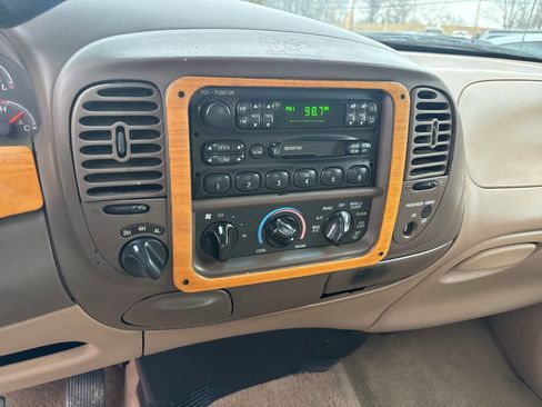 Used 1999 Ford F150 XLT AWD/4WD image 16