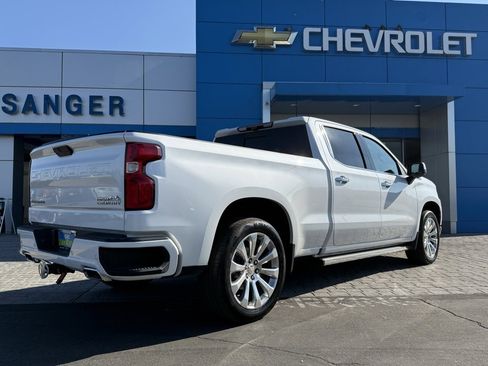 Used 2020 Chevrolet Silverado 1500 High Country w/ Technology Package image 7