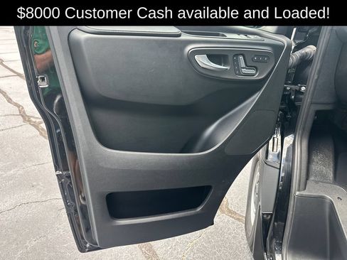 Used 2025 Mercedes-Benz Sprinter 2500 image 10