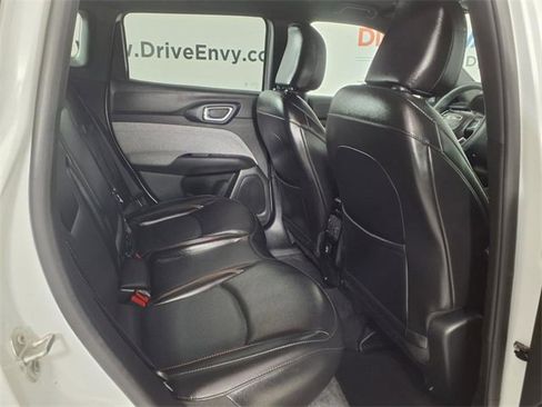 Certified 2023 Jeep Compass Latitude image 17