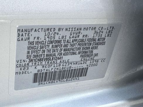 Used 2025 Nissan Versa SV FWD image 27