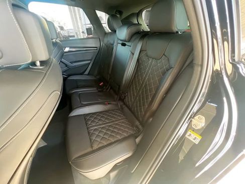 Used 2024 Audi SQ5 Premium Plus w/ Premium Plus Package image 27