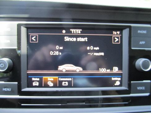 Used 2022 Volkswagen Jetta SE image 58